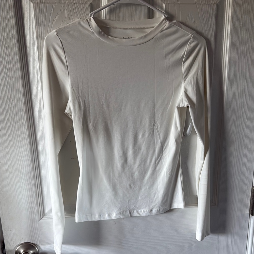 Women's White Long Sleeve Top